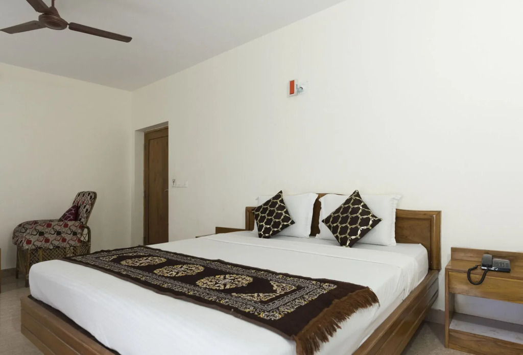 Hotel MJ Residency