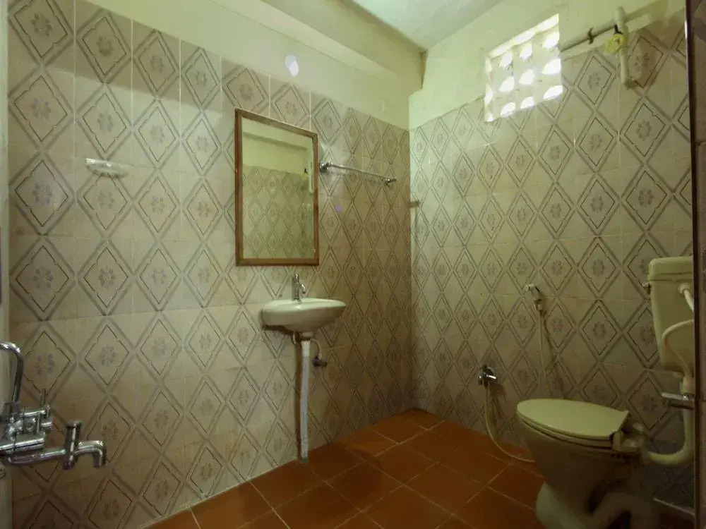 OYO 16345 PKN Residency