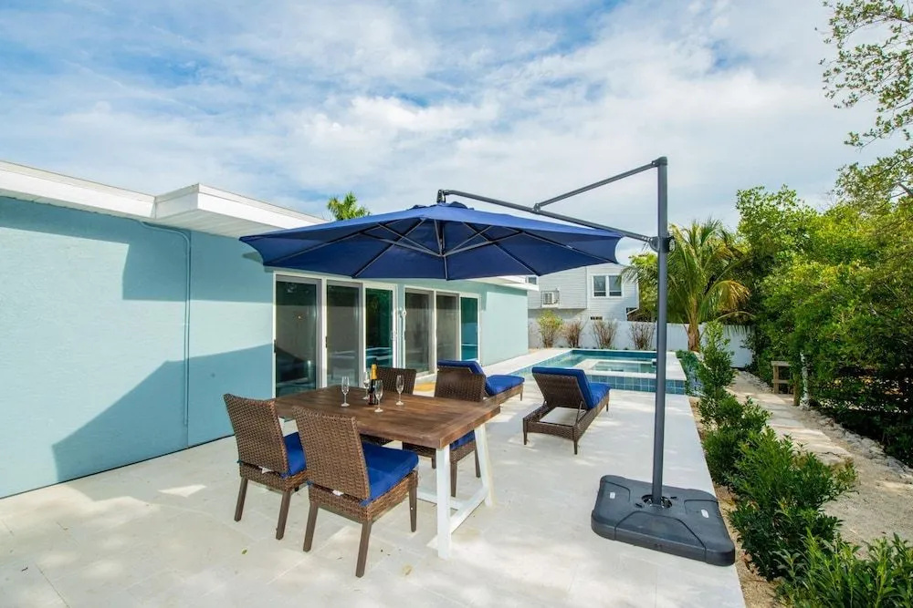 Bamboo Bungalow