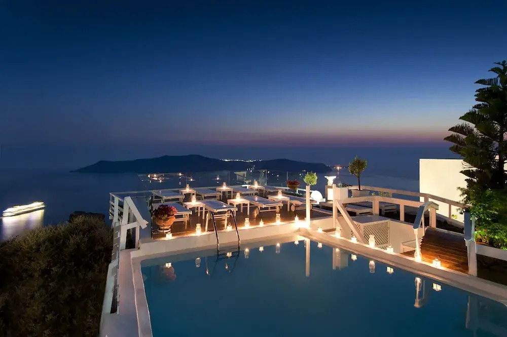 Artemis Villas , Imerovigli
