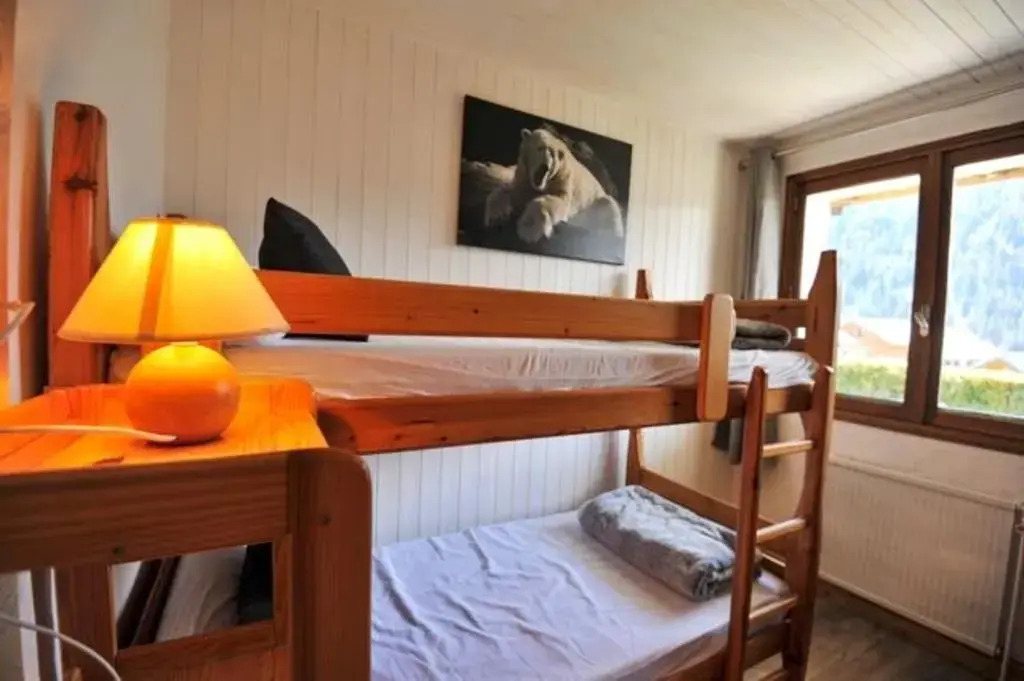 Appartement de 2 chambres a Champagny en Vanoise a 40 m des pistes avec jardin clos et wifi