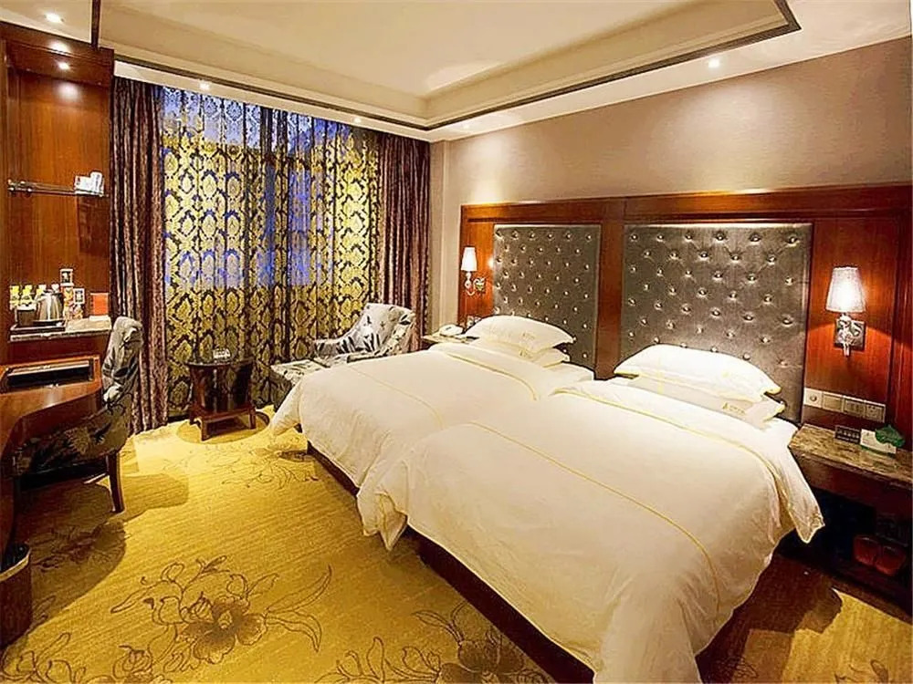 Xiangyun Juntai Hotel