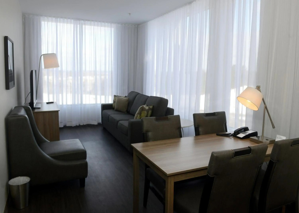 Radisson Kingswood Hotel Fredericton, NB