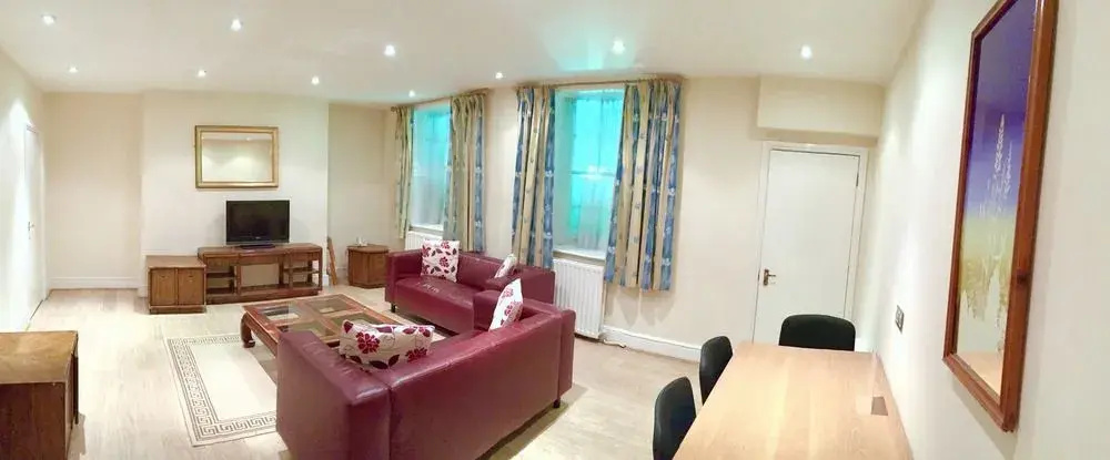 Hadleigh Hotel