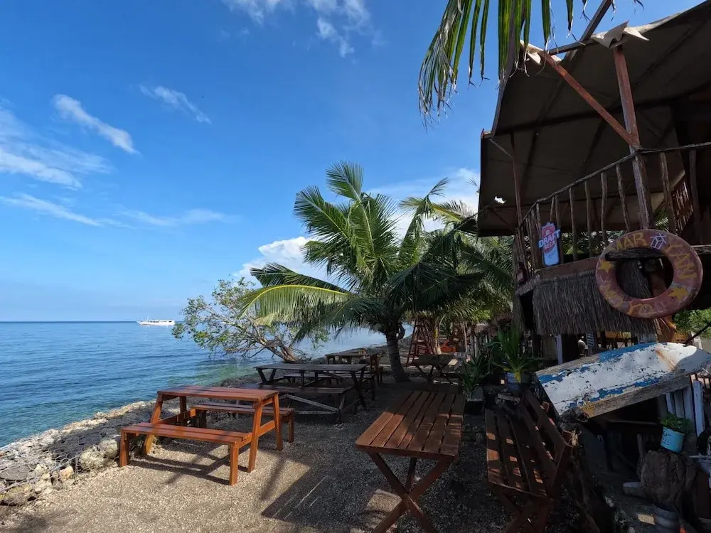 Maryan Moyo Bungalows & Resto