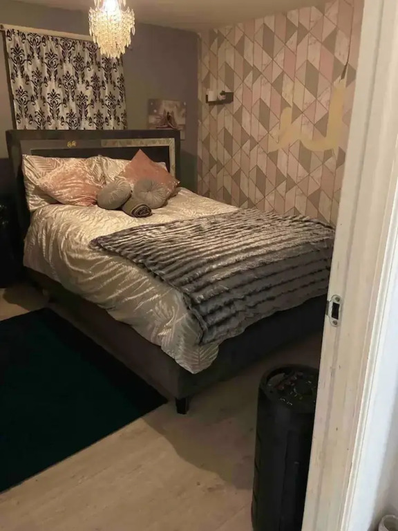 Stunning Apartment In Smethwick, West Midlands
