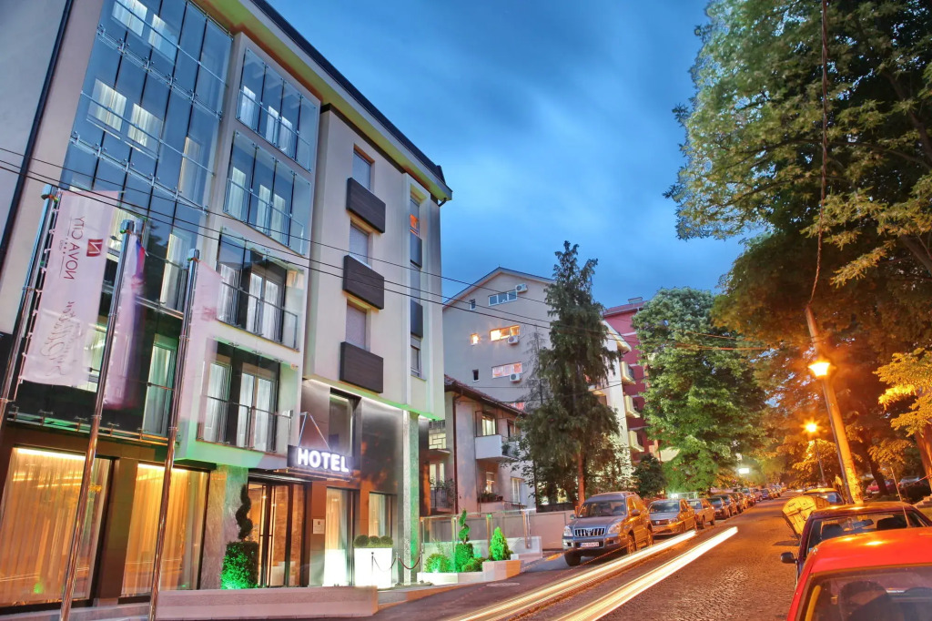Nova City Garni Hotel Signature Collection