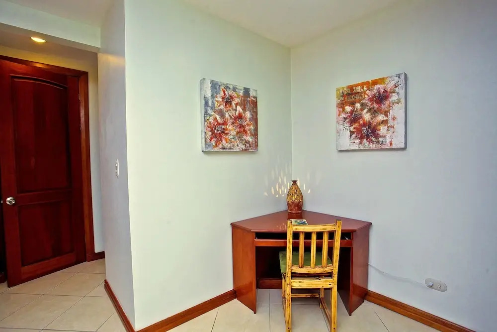 Montecarlo 13 - 2 Br Condo