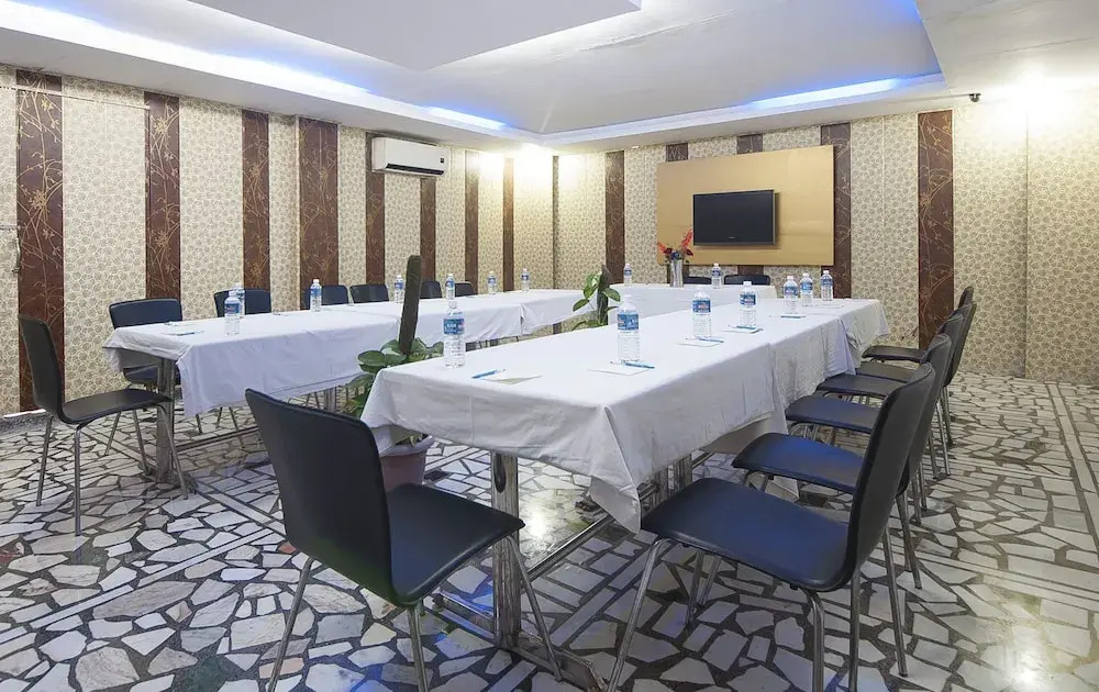 Hotel Asko International