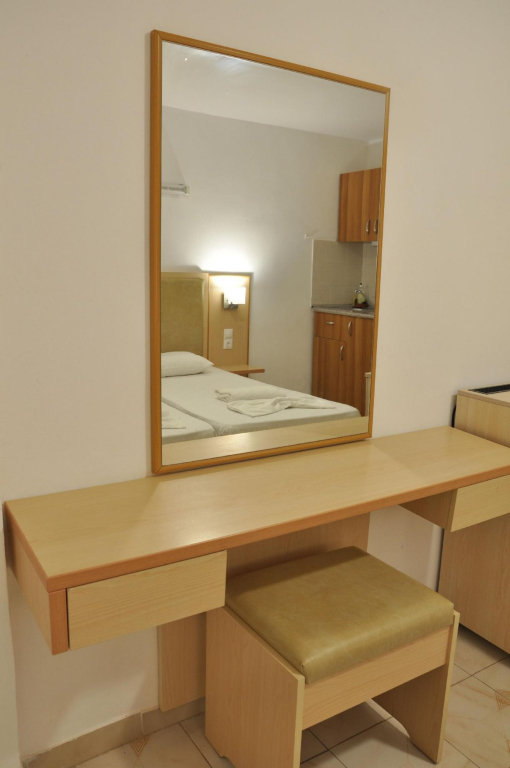 Denise Apartments