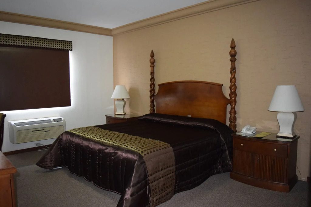 Hotel Conquistador Inn By US Consulate