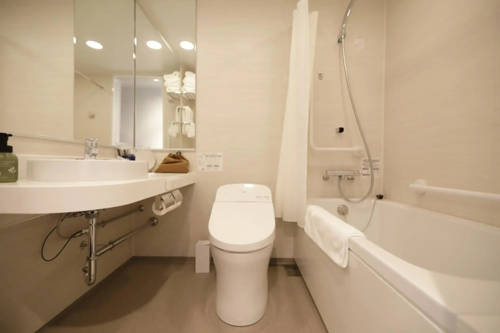 Nihon Seinenkan Hotel