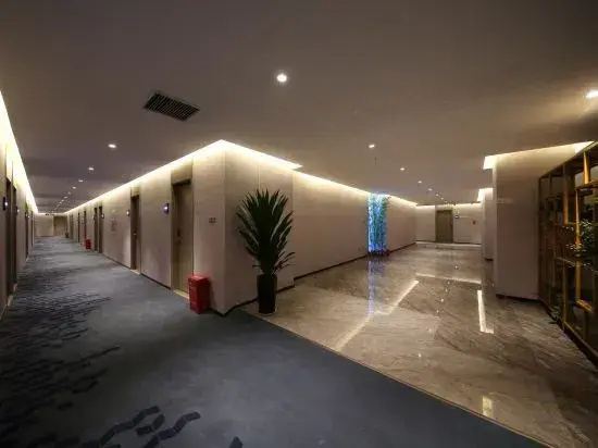 7Days Inn Premium Hotel (Zhengzhou Jiankang Road Zhengzhou People's Hospital Subway Station)