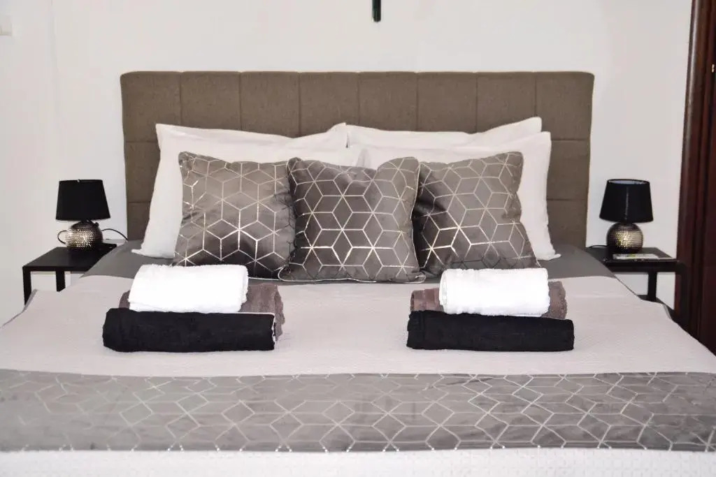 PMP Adamia Apartments