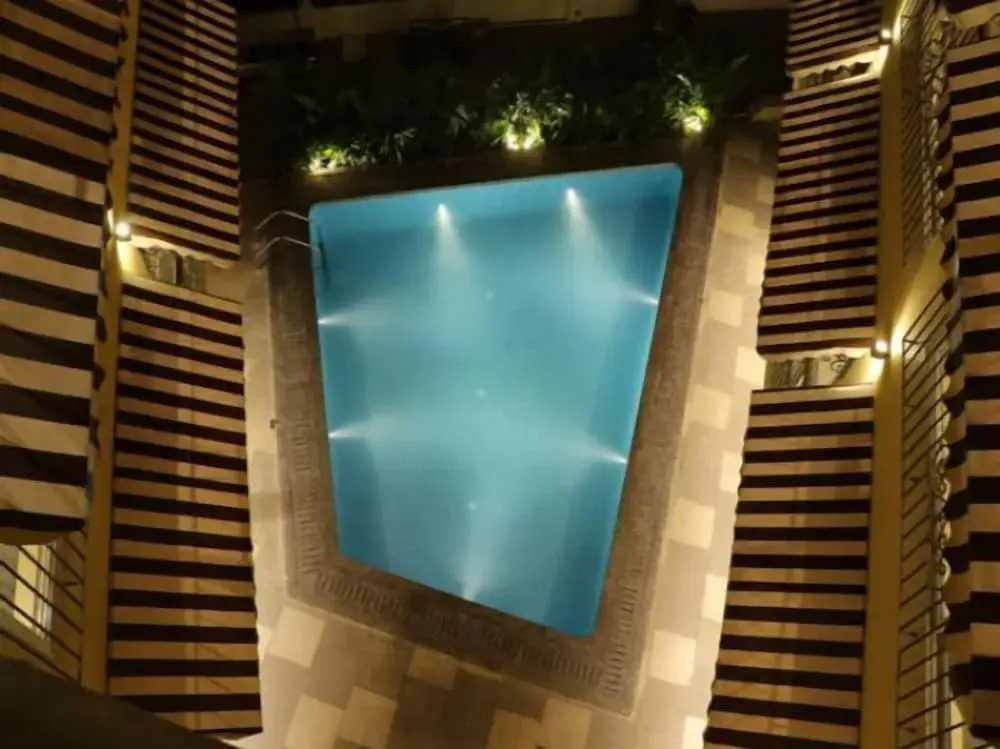 Vacanza Grand Inn