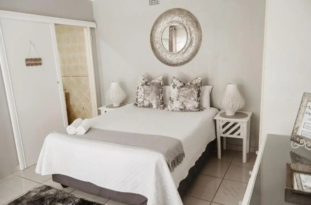 CH Airport Accommodation Room 1
