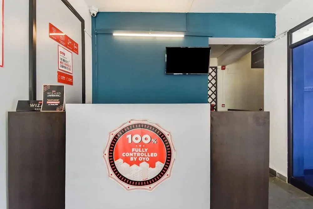 Oyo Flagship 18452 Pritam Airport Inn