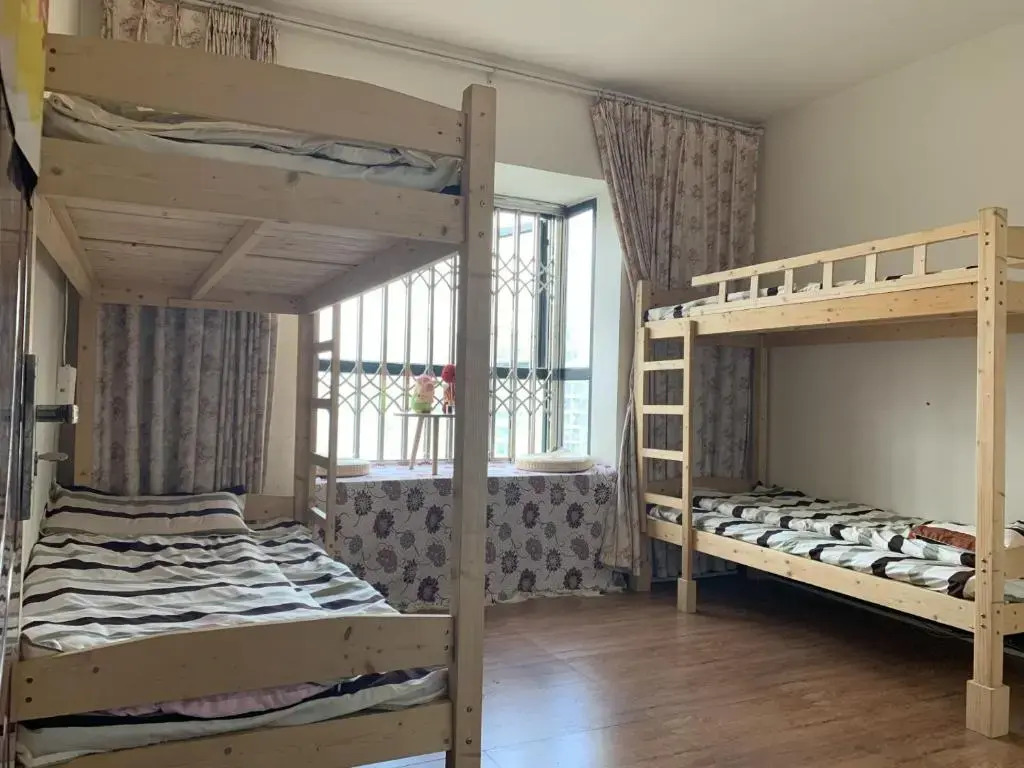 ZaijianJianghu Youth Hostel