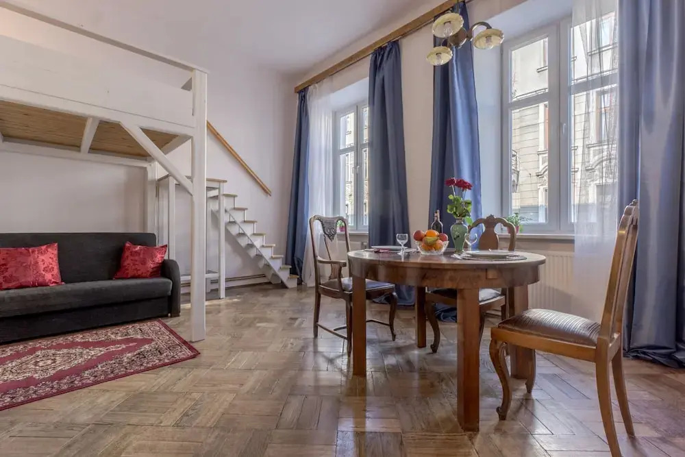 Apartament Antique