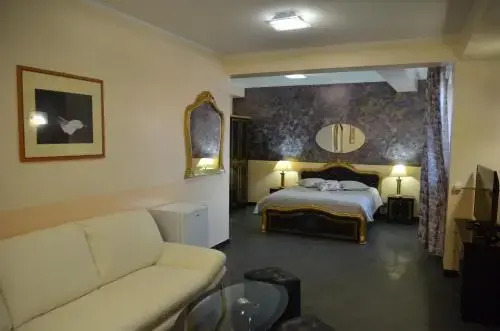 Liberty Rooms