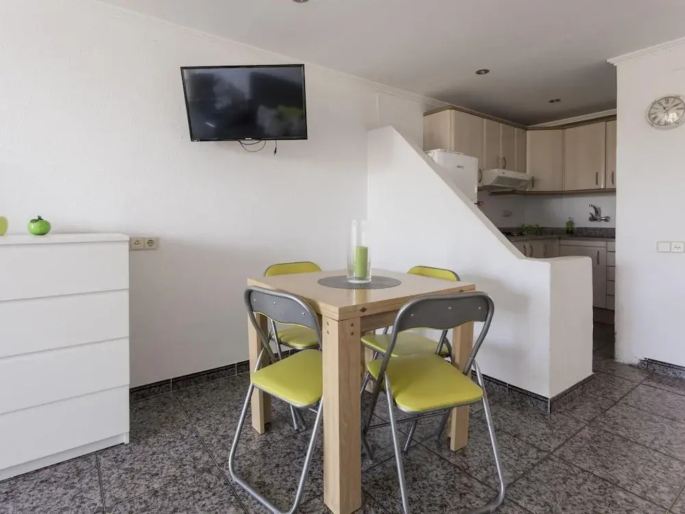 Simplistic Apartment in La Pineda near Sea