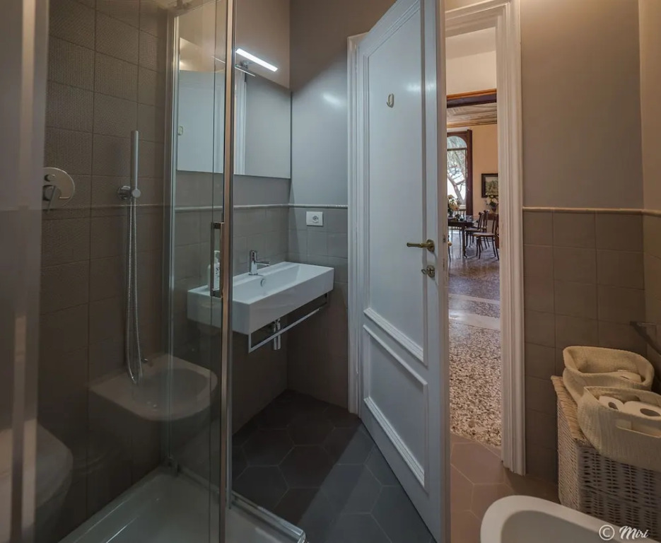 Villa Montale Historical Apartment I Limoni