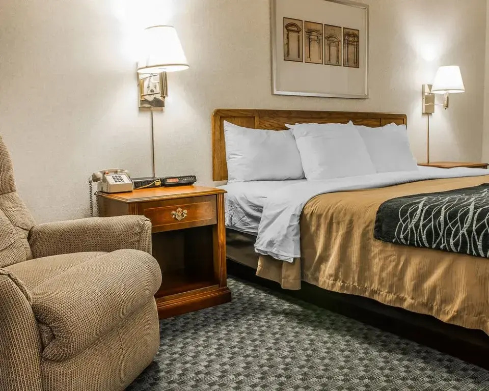 Dunes Express Inn and Suites