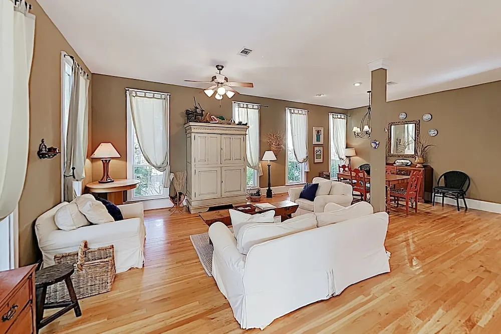 Plantation Dreams Off 30a W/ Pools - Near Beach 3 Bedroom Home
