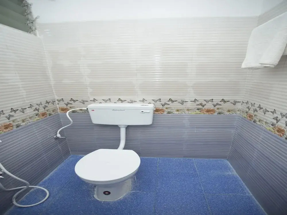 OYO 13058 Home Grand 3BHK ECR