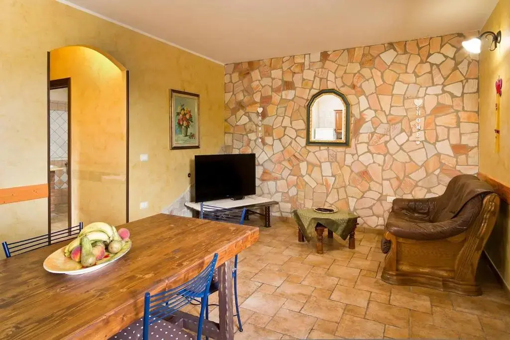 Apartment Nuraghe, barrierefrei, auf Olivenhain