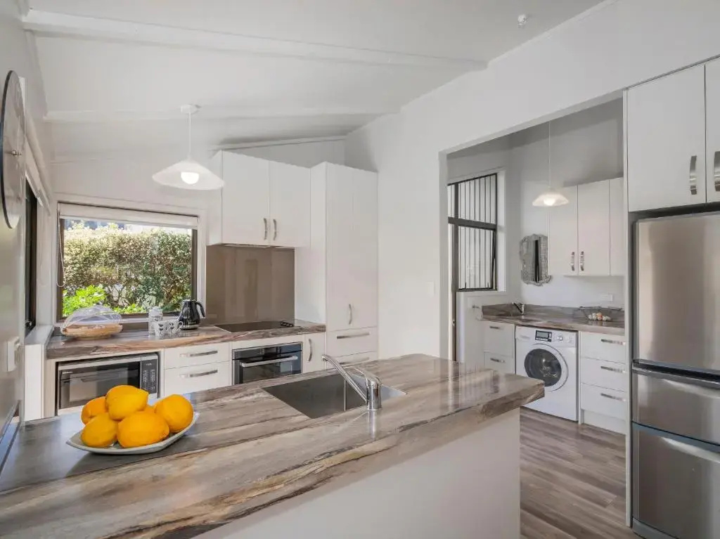 Relax On Courtney - Pauanui Holiday Home