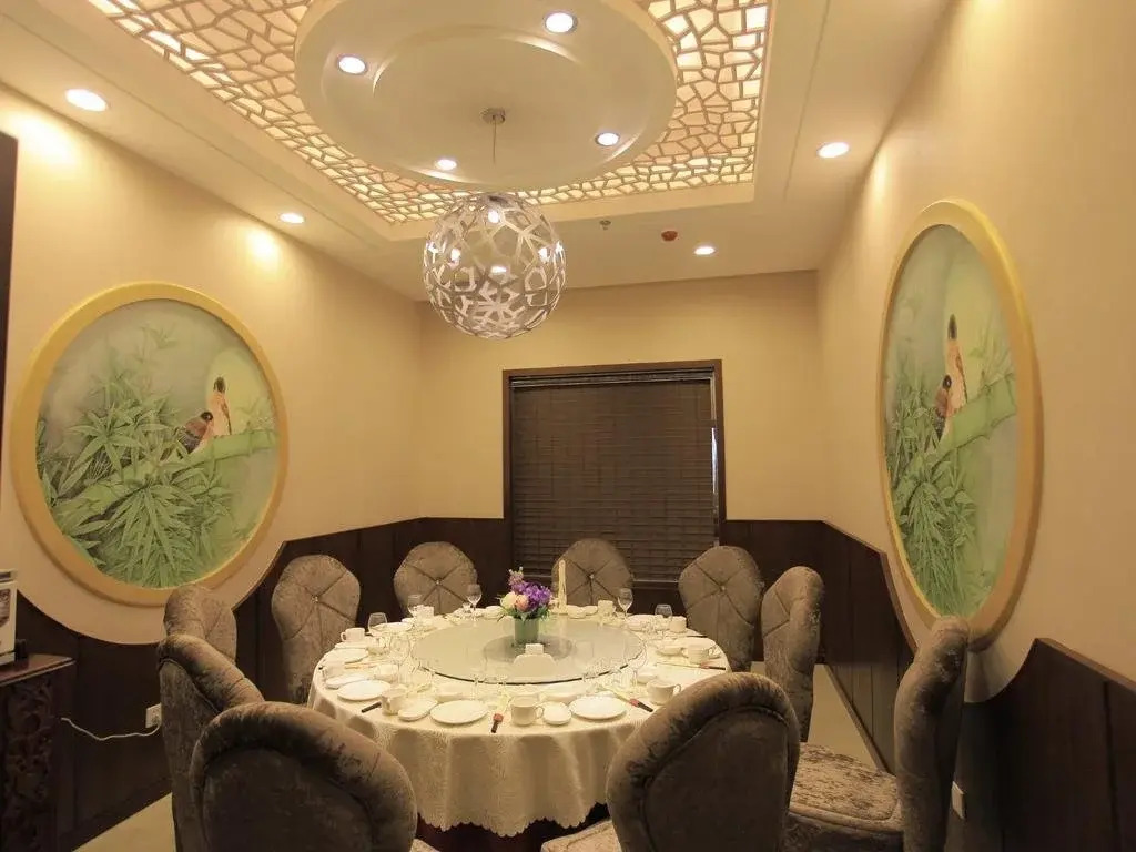 Huafeng Hotel