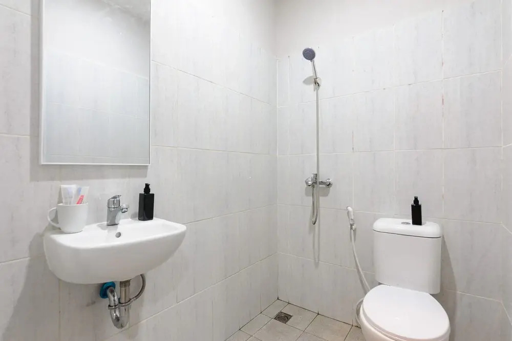 RedDoorz Plus Near Kebun Raya Bogor