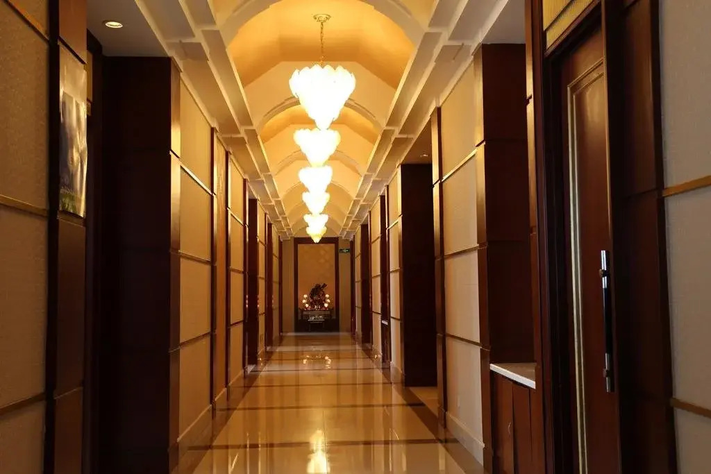 Milky Way Hotel