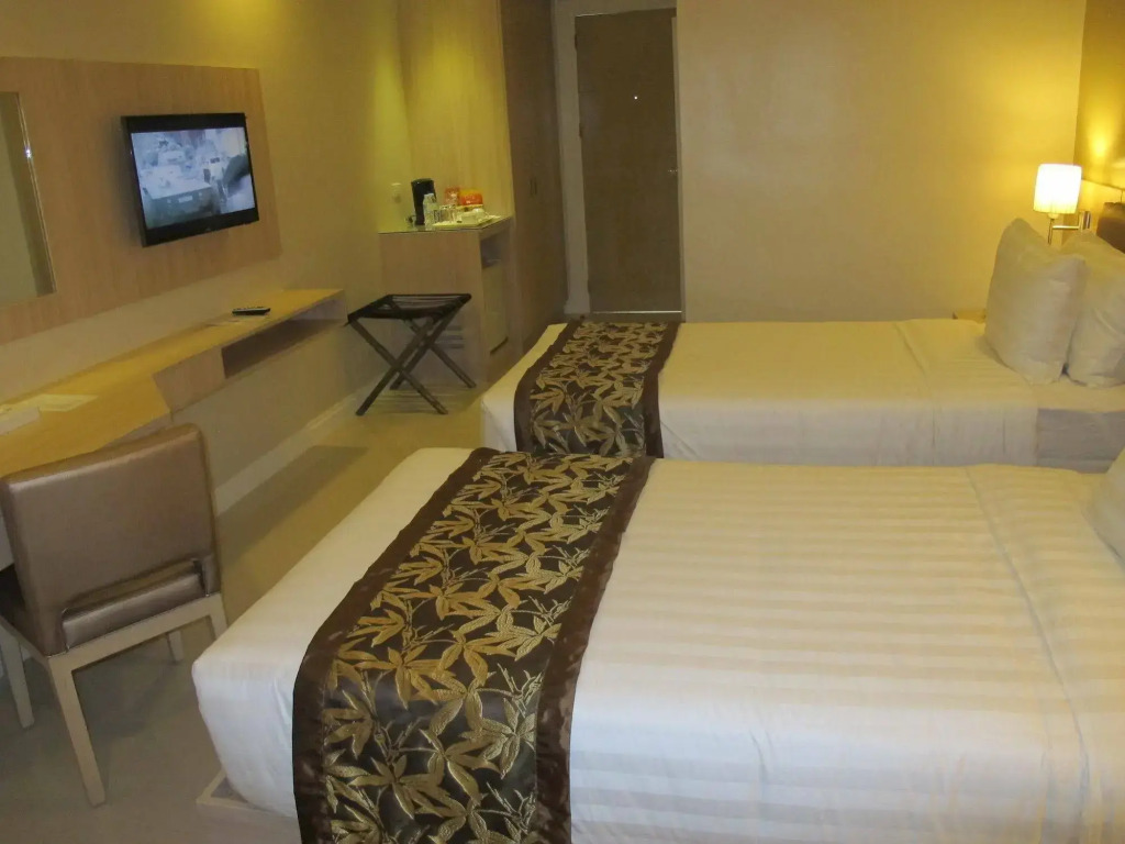 Zerenity Hotel & Suites