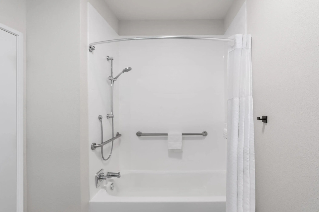Wingate Suites By Wyndham Mansfield Ontario
