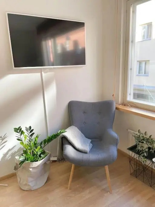 Lovely studio in the famous Design District area.