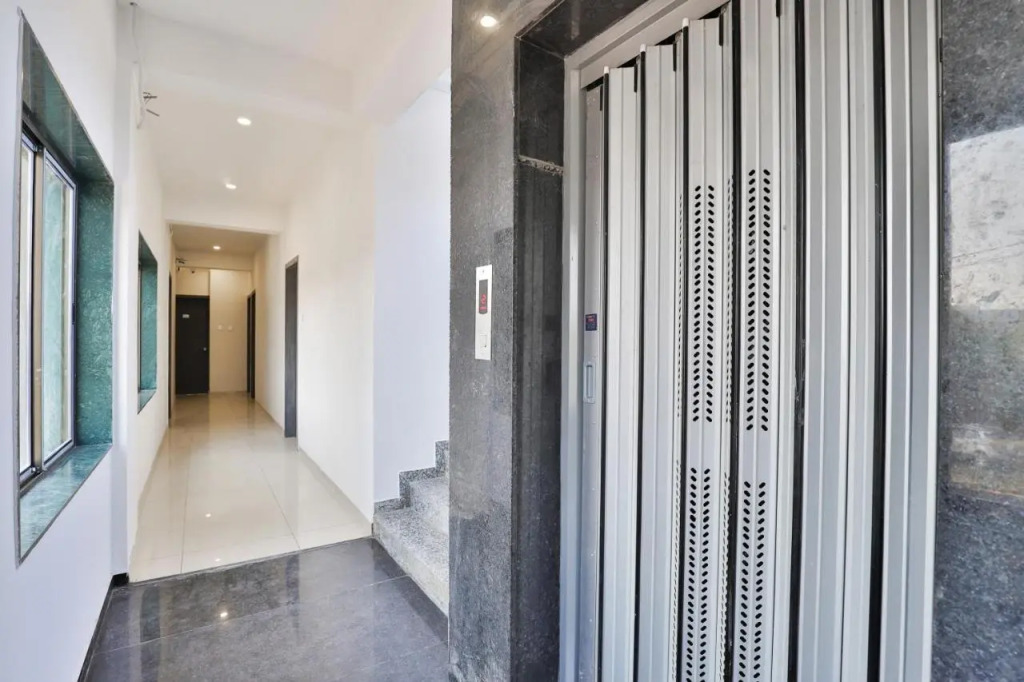 Nova Hotel New Crossroad