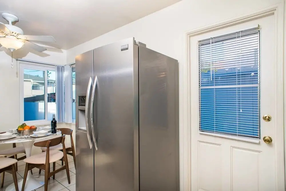 Stylish 2br/1ba in the Heart of PB by Domio
