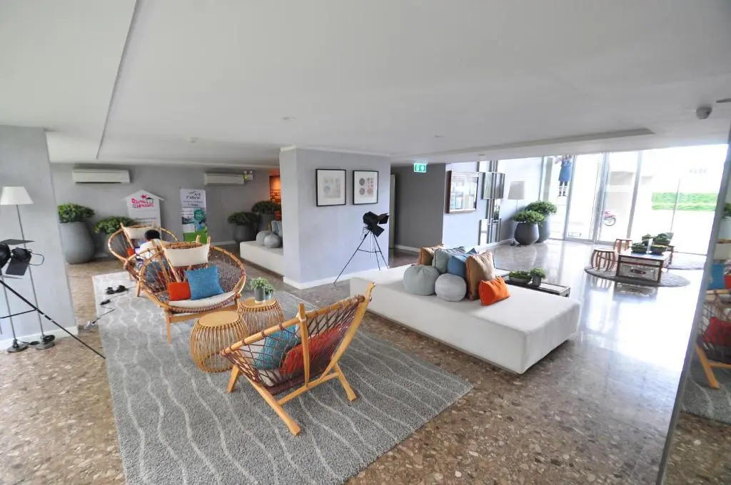 Imm Aim Condo VIP