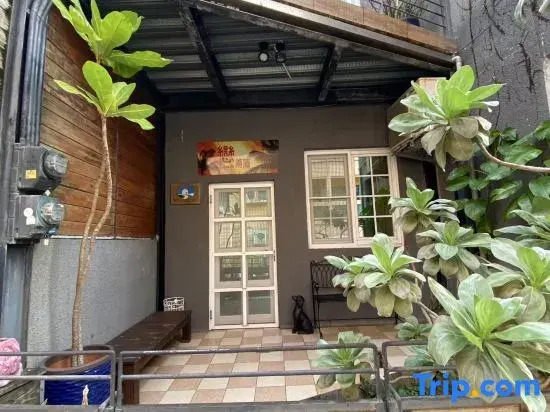 Love Nam Wan Hostel