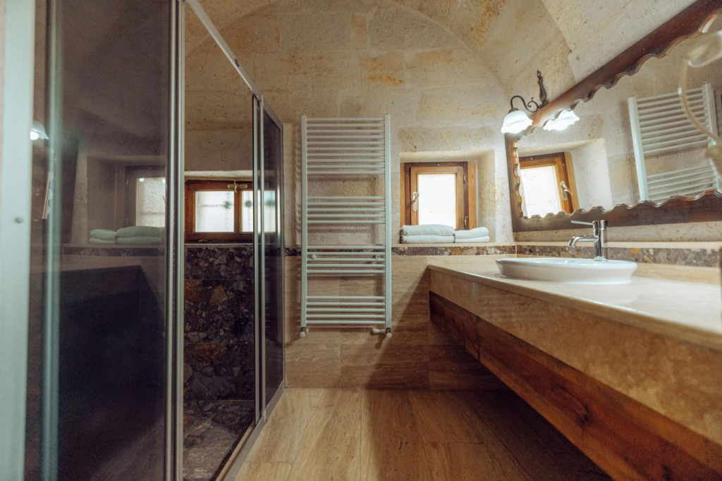 Melis Cave Hotel