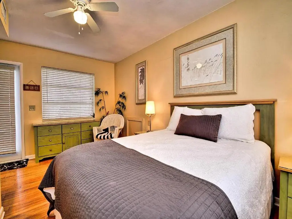 Palm Place 4- Royal Palm 621