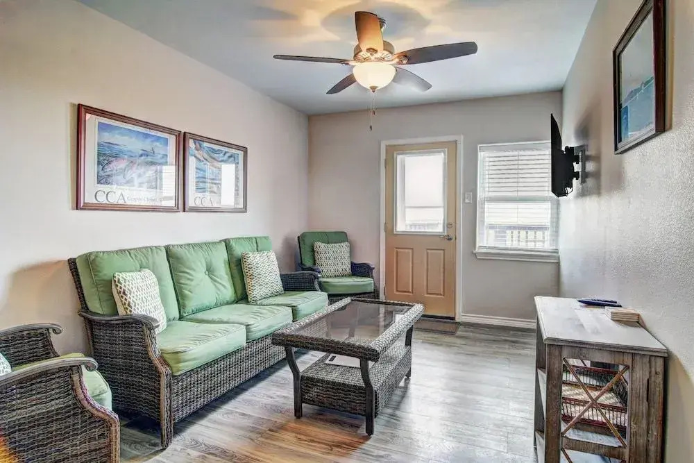 Ocean Getaway Siv22 1 Bedroom 1 Bathroom Condo