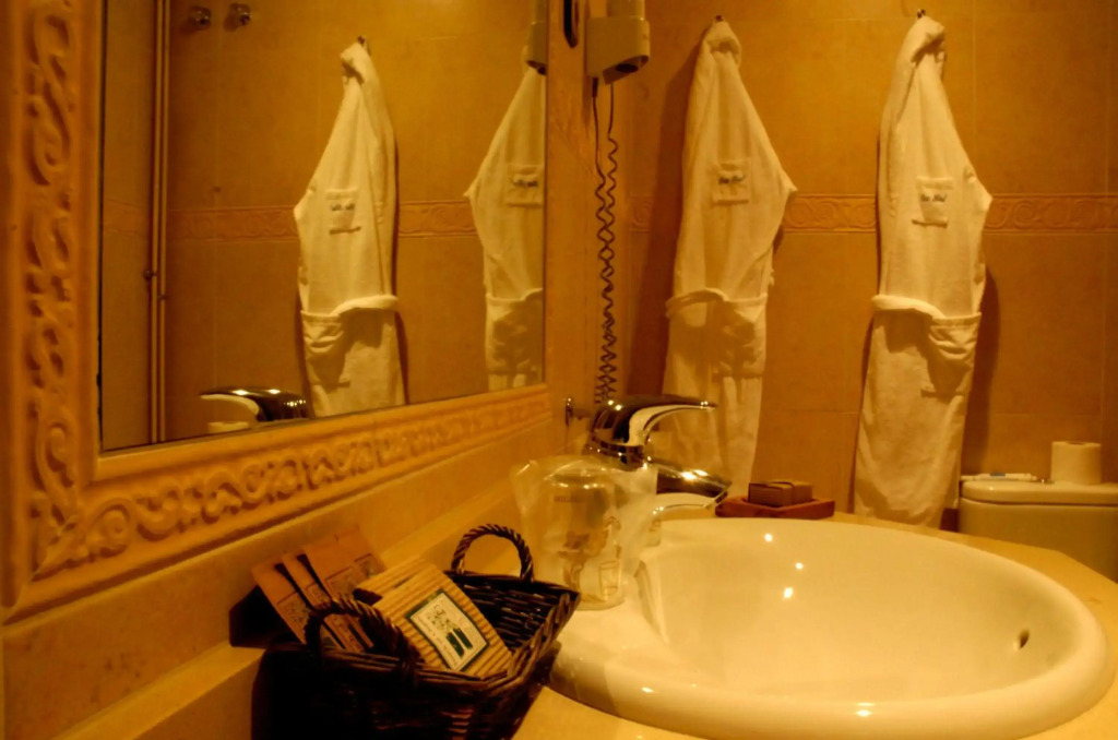 Petit Hotel