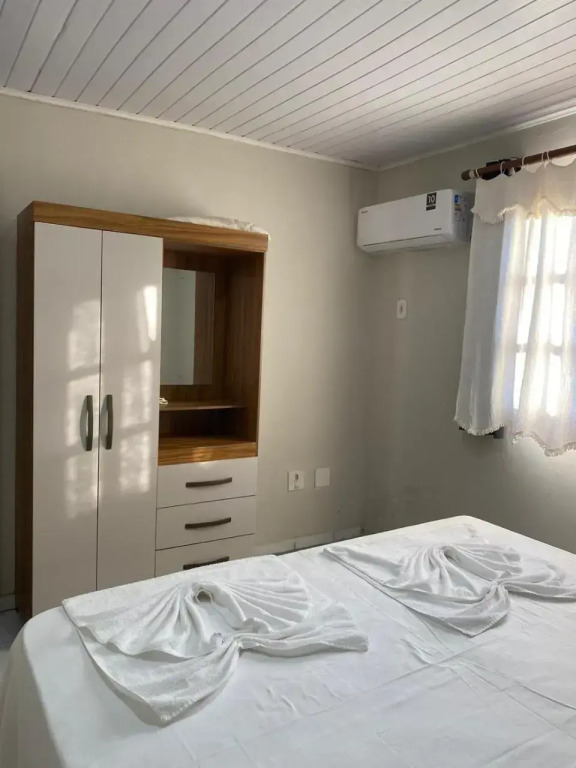 Duplex Família, 3 suítes, a 150m da Praia