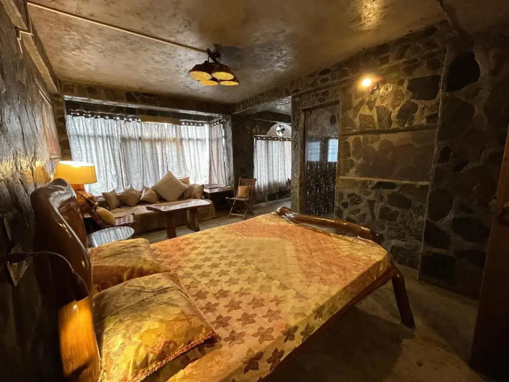 Homestay near Jutogh Church in Shimla
