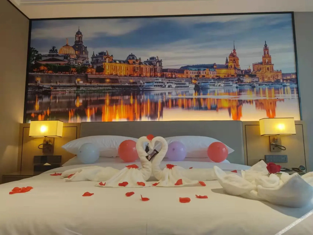 Vienna International Hotel (West Square Of Chengdu East Railway Station)