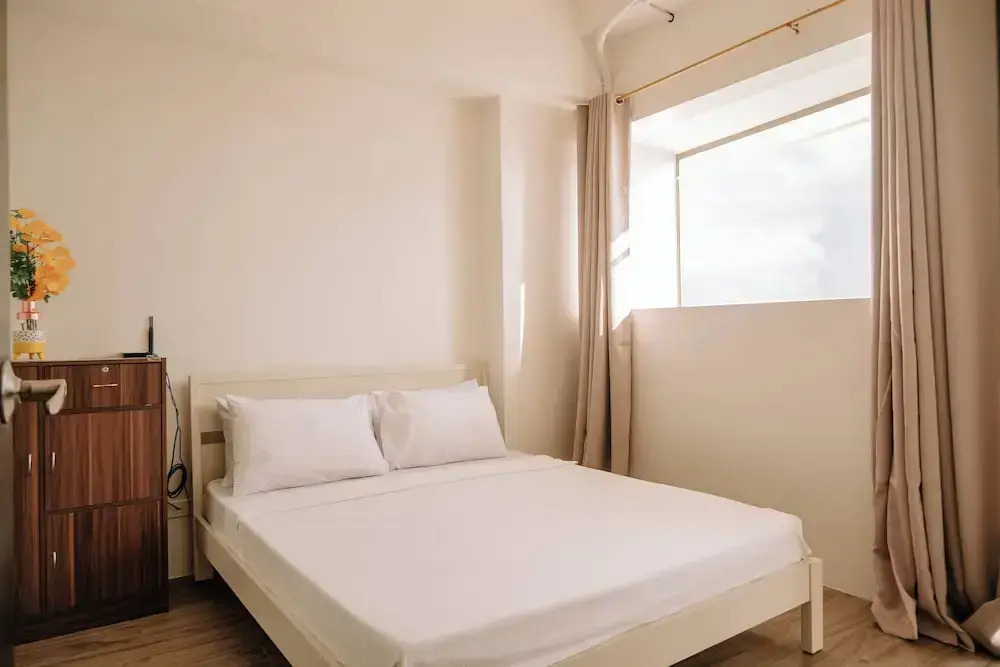 Spacious Bright Family Escape