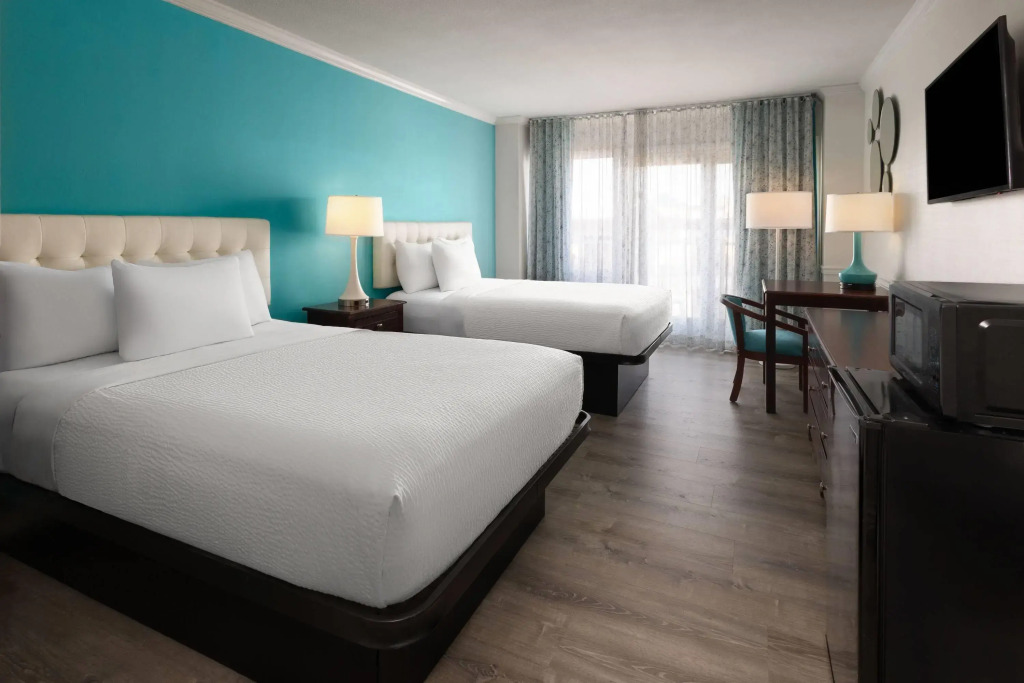 Howard Johnson Plaza by Wyndham Ocean City Oceanfront
